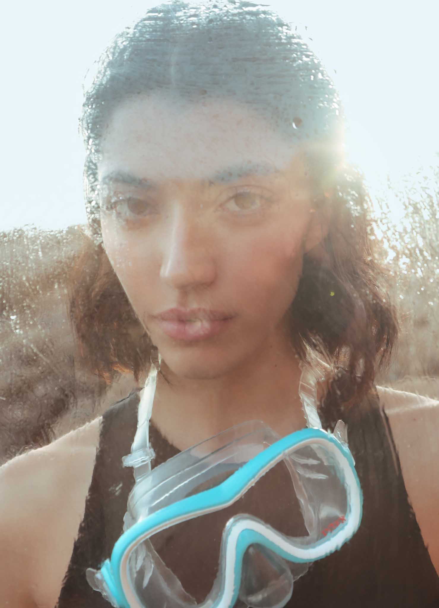 10-chara-c-main-book-no-limits-models-agency