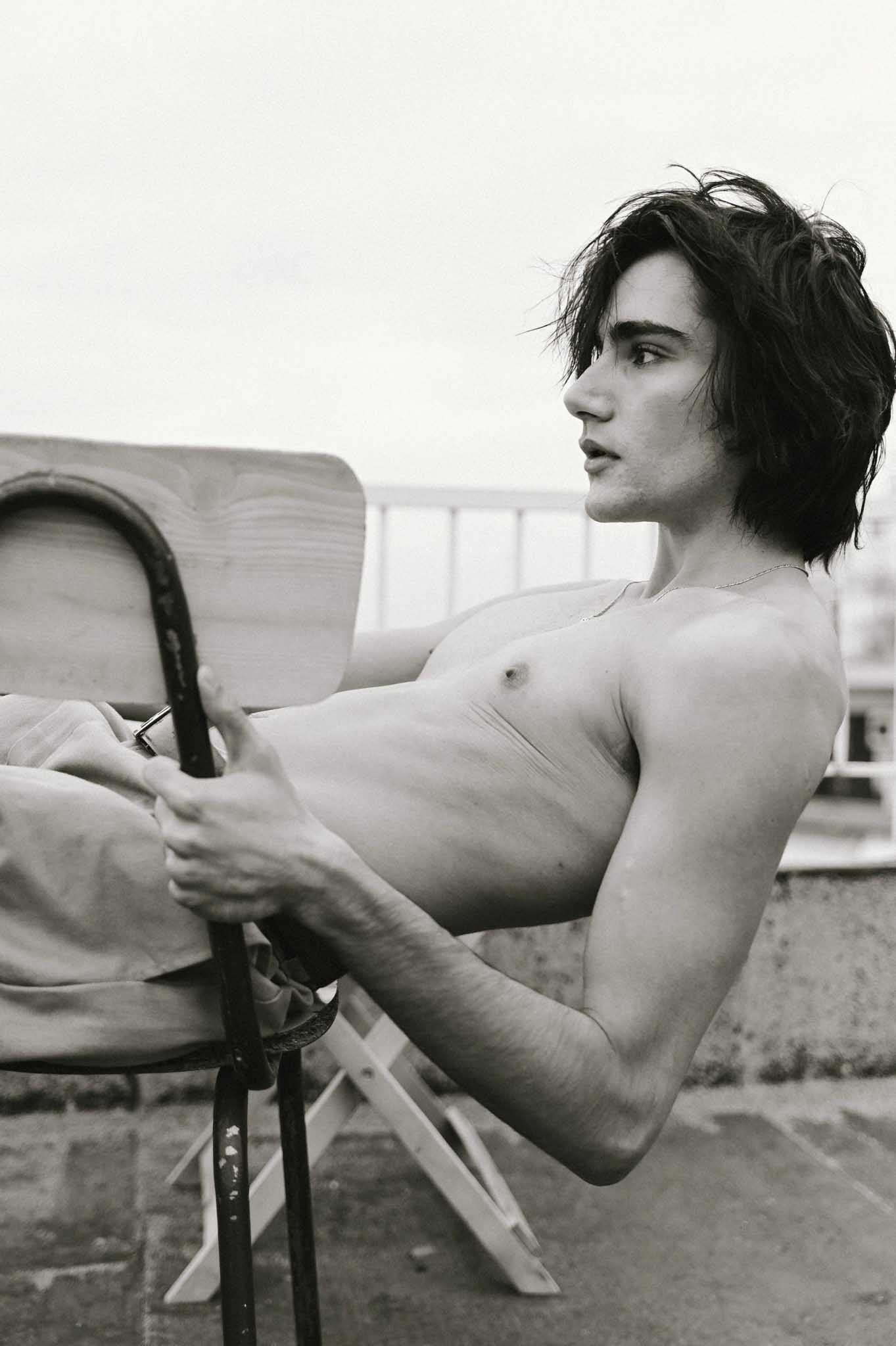 10-geeo-g-main-book-no-limits-models-agency