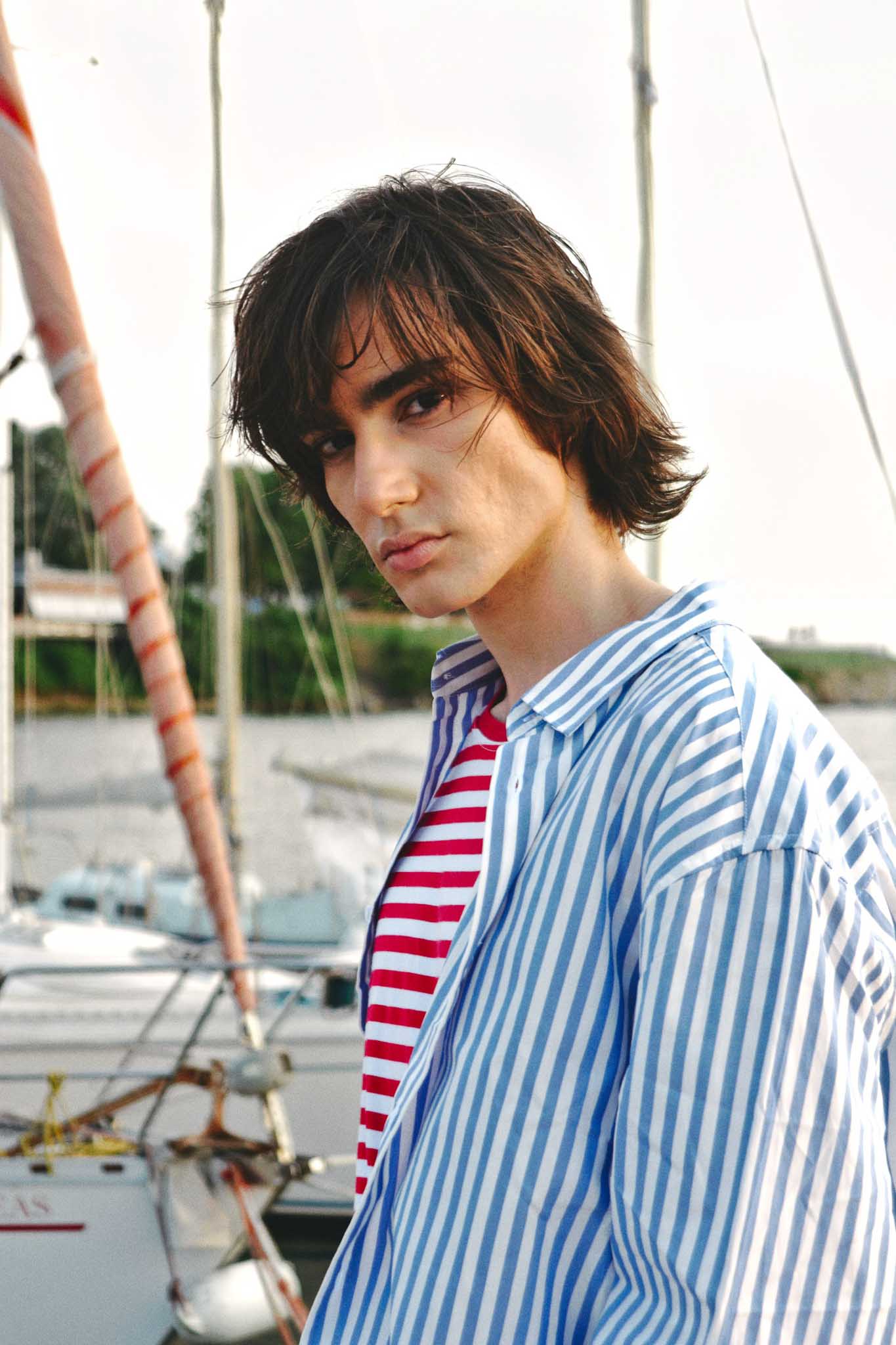 29-geeo-g-main-book-no-limits-models-agency