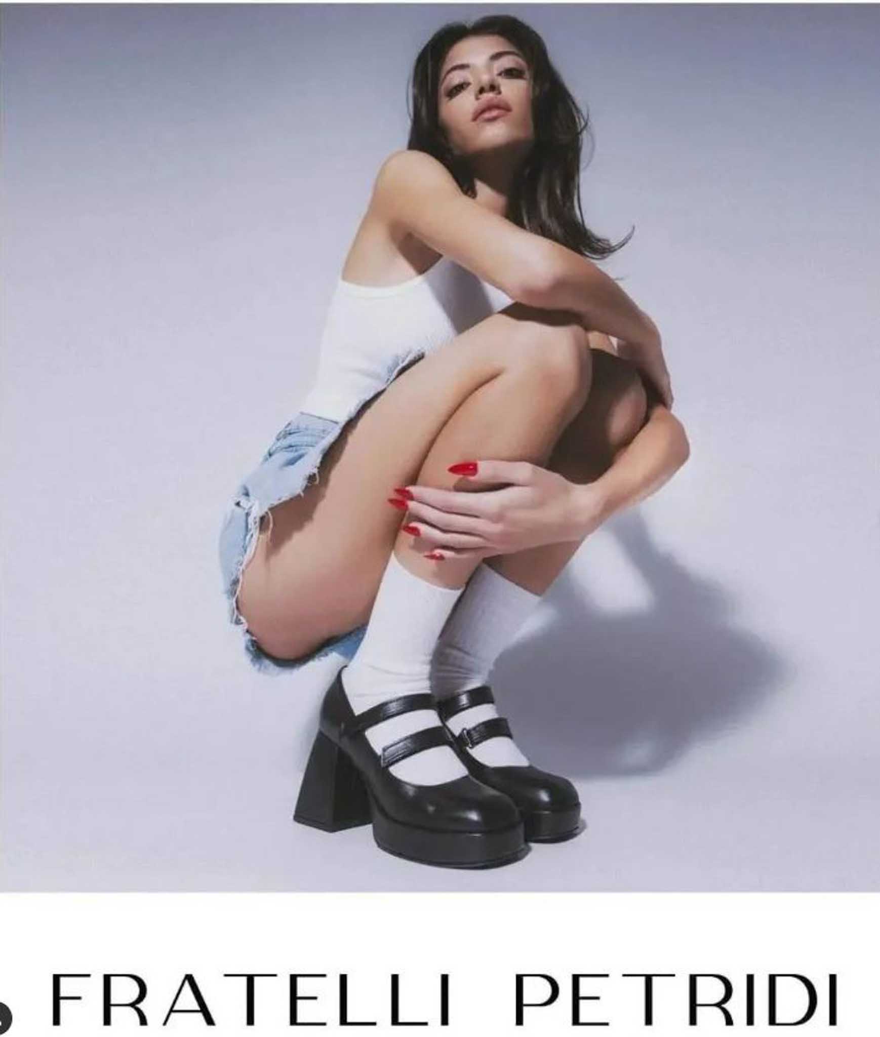 33-chara-c-main-book-no-limits-models-agency