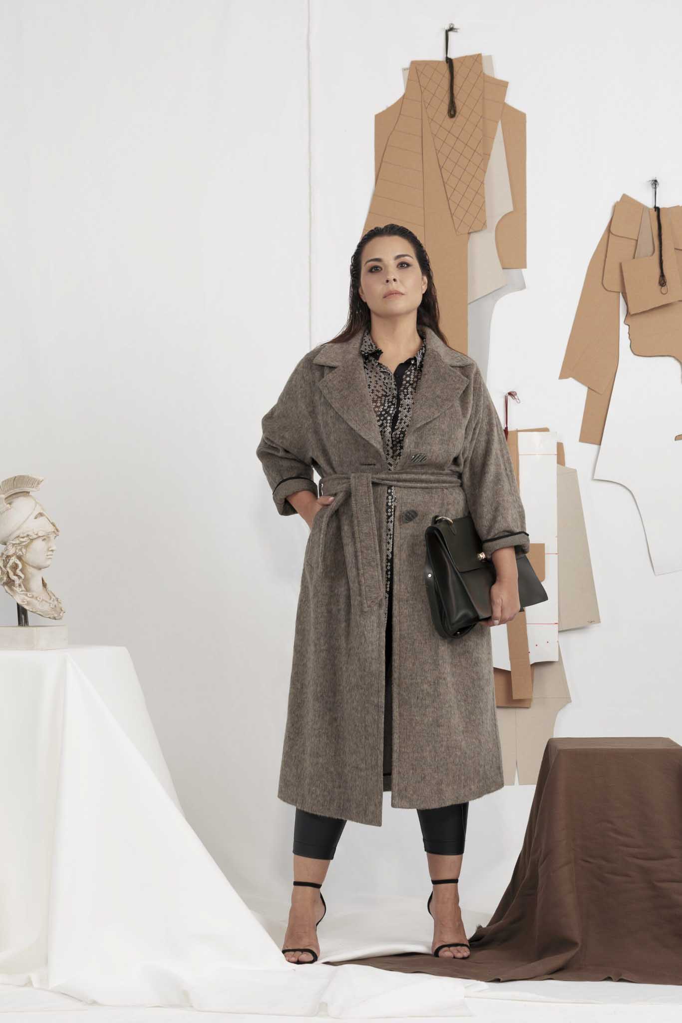 33-irini-b-main-book-no-limits-models-agency