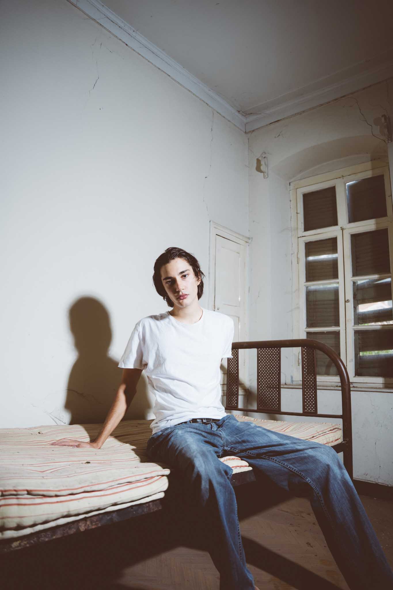 34-geeo-g-main-book-no-limits-models-agency