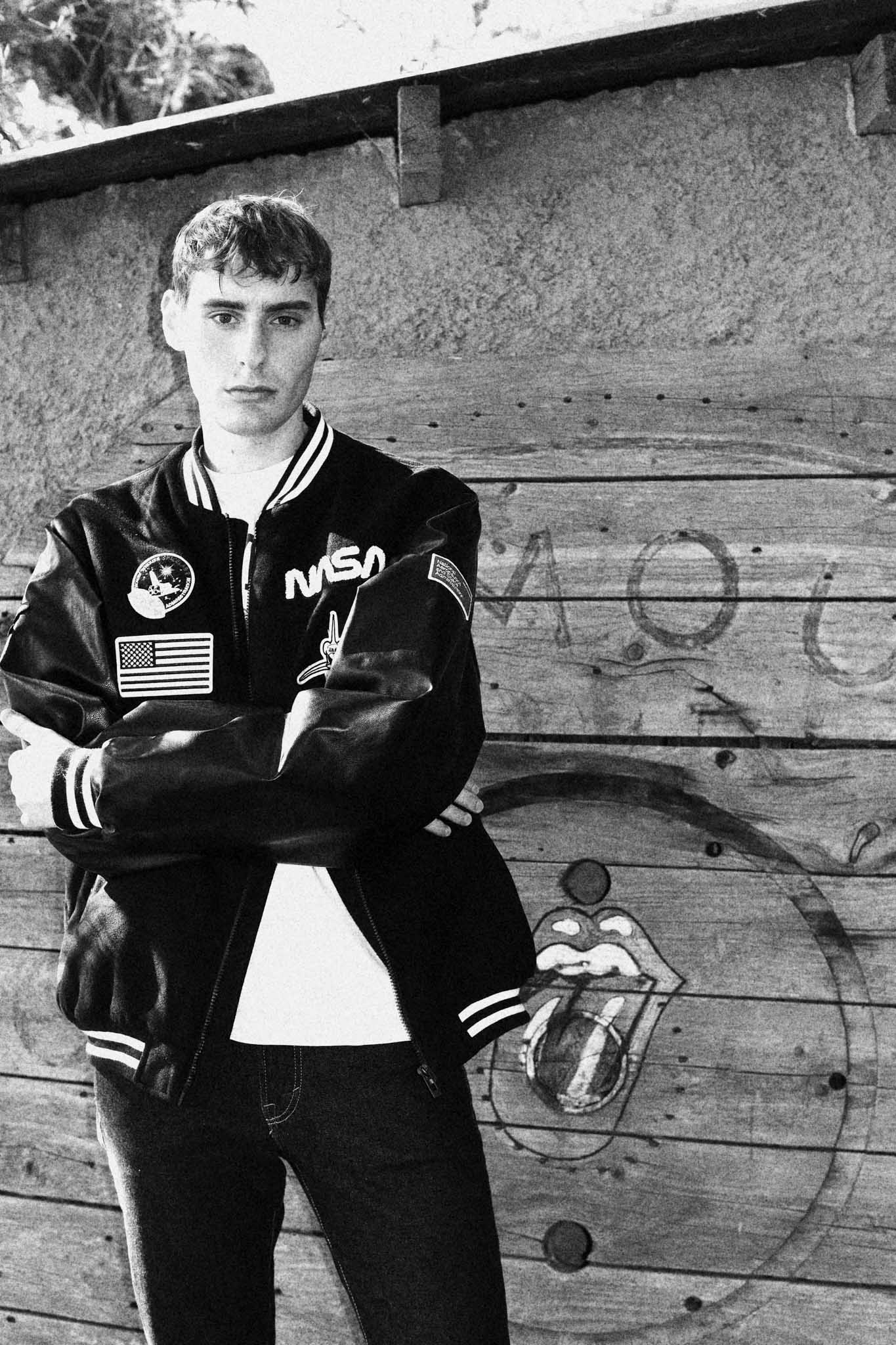 Konstantinos Karabas No Limits models